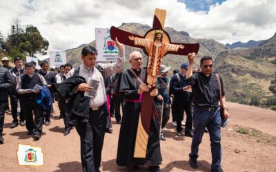 LOS PASTORES EN HUANCA: JUBILEO SACERDOTAL